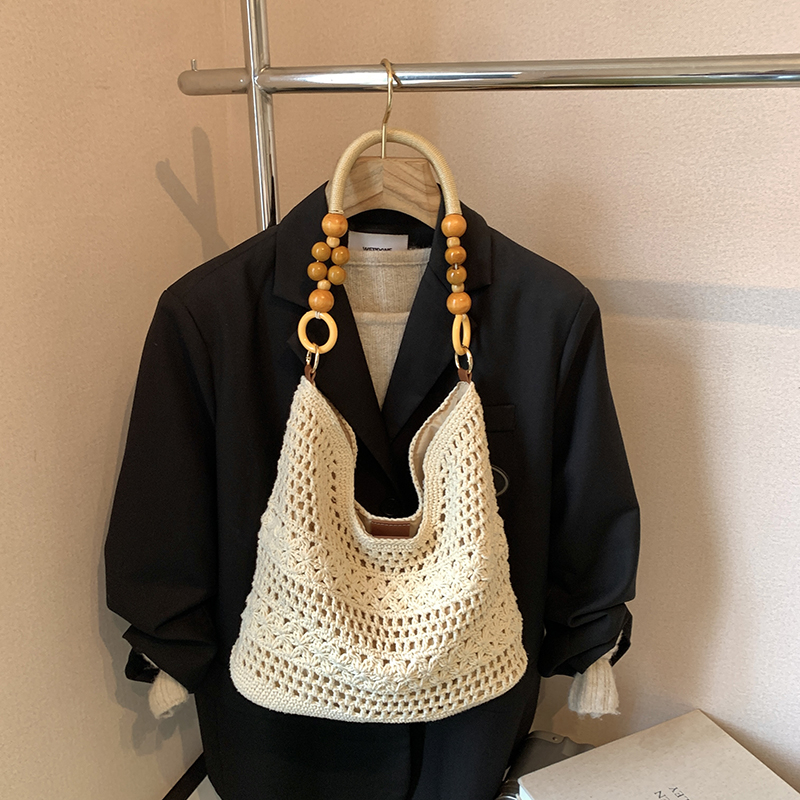 New elegant and casual women's large capacity shoulder bag, simple and fashionable shopping and commuting women's crossbody bag, student lig