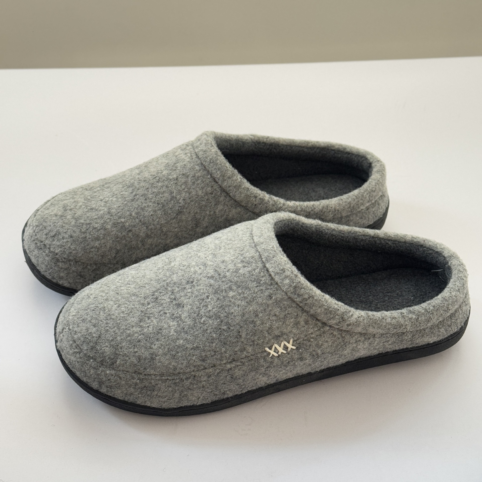 Winter Closed-Toe Men's Slippers with Fleece, Warm and Non-Slip, Large Size Home Cotton Shoes ddmymarket