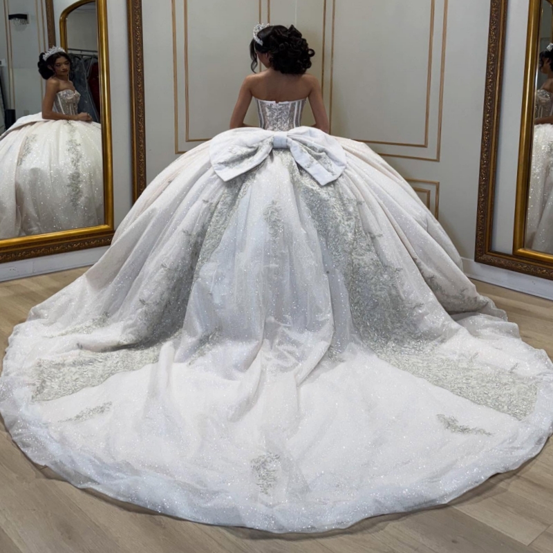 Ivory Shiny Quinceanera Dresses Off The Shoulder Applique Lace Beading Crystal Bow Corset Tull Party Birthday Sweet 16 Dress Vestidos 15 Anos