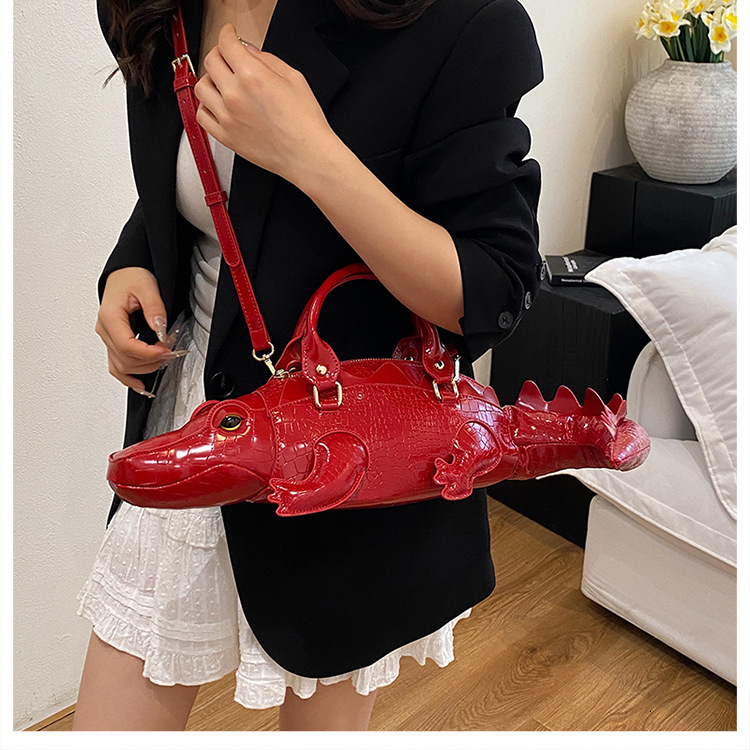 European and American style creative quirky irregular handbag 3D crocodile bag retro leather shoulder bag light luxury designer bag