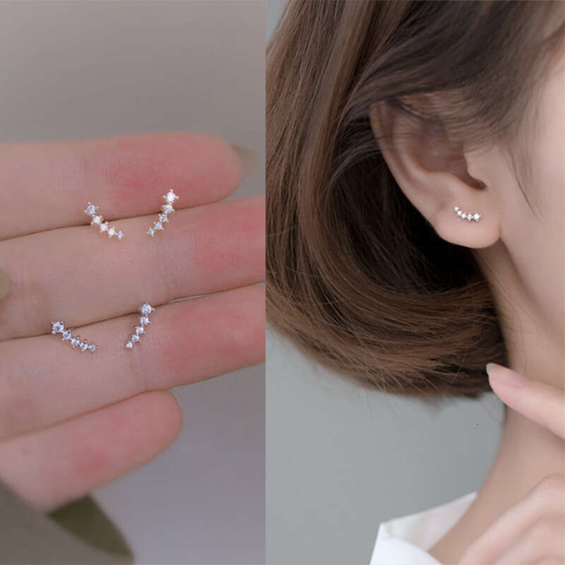 Fashion Simple Meteor Row Dia Shiny Ins Niche Design Versatile Fresh High-end Light Earrings