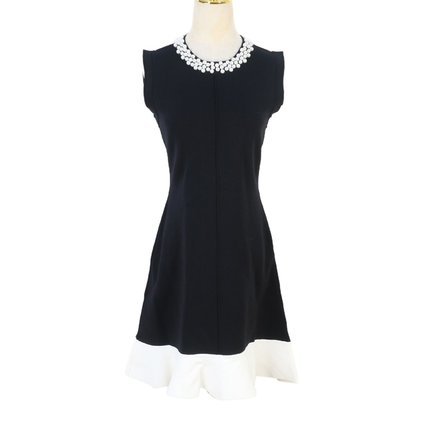 New 2025 Spring/Summer French Pearl Necklace with Lotus Leaf Hem, Slimming and Elegant Sleeveless Sweater Dress Women