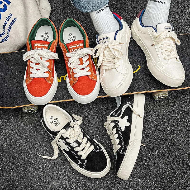 neakers Men Fashion Contrast Canvas Leather Panels Vulcanized Shoes Couple Sports Skateboard Shoes Men Trainers Fashionable Athletic Footwear for Coup