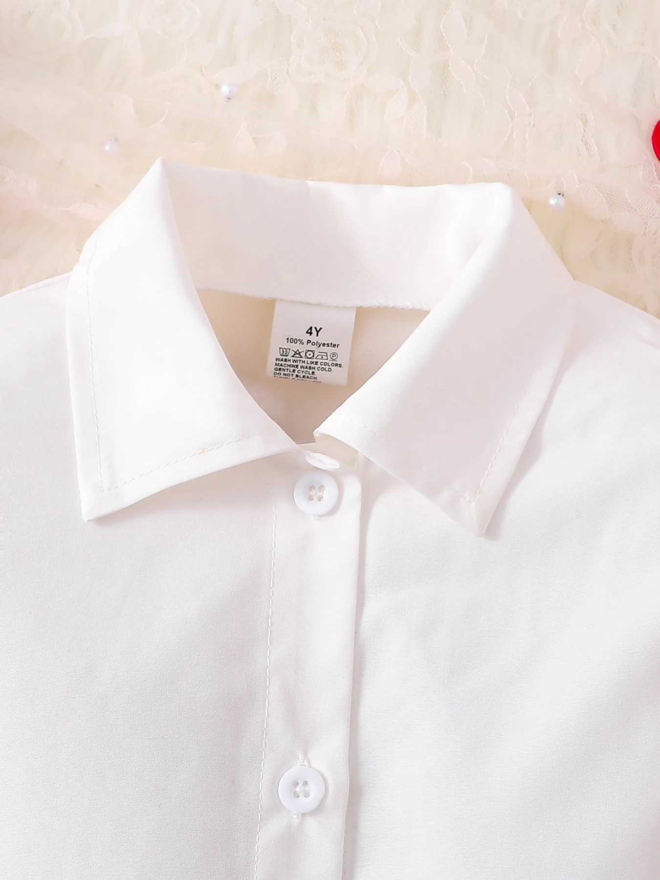 Childrens Spring and Autumn New Girl Fashion Cute Three Piece Set Knitted Red Tank TopLace Collar LiningCheckered Half Skirt L250926D5LZ