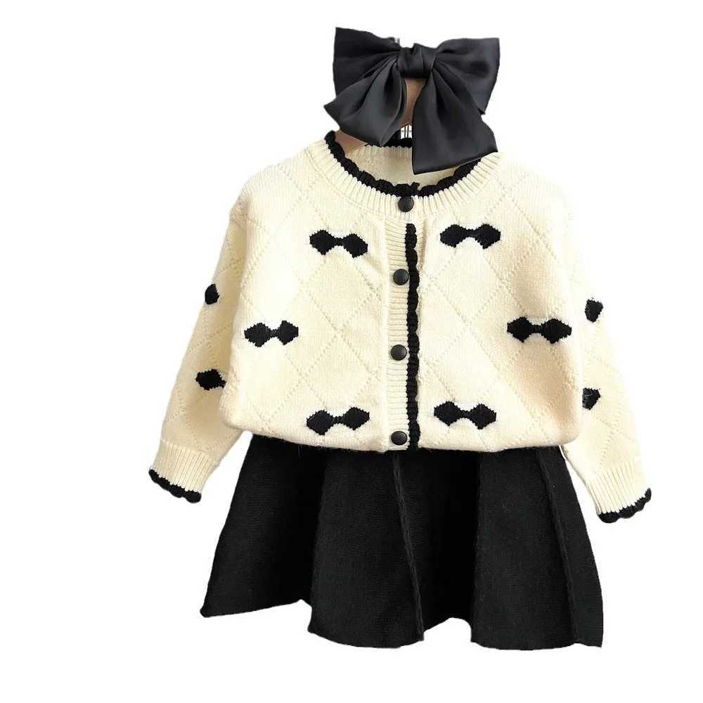Winter Autumn Baby Girls Flower Sweater Knitted Skirts 2 Pcs Sets Kids Clothes Knitwear Toddler Girls Pullovers Outerwear Coat L250926N2M8