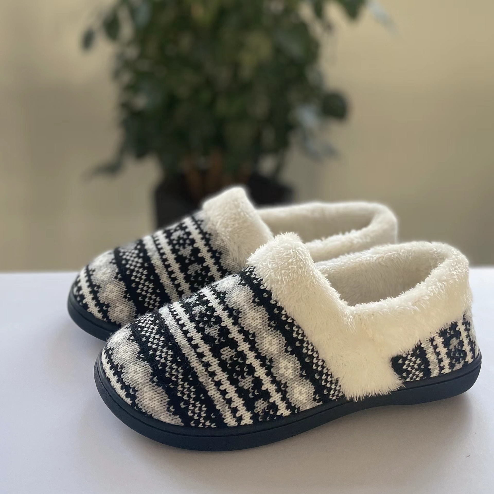 Cotton Shoes Men and Women Slippers Warm Non-slip Thickened Plus Velvet Wool Thread ddmymarket