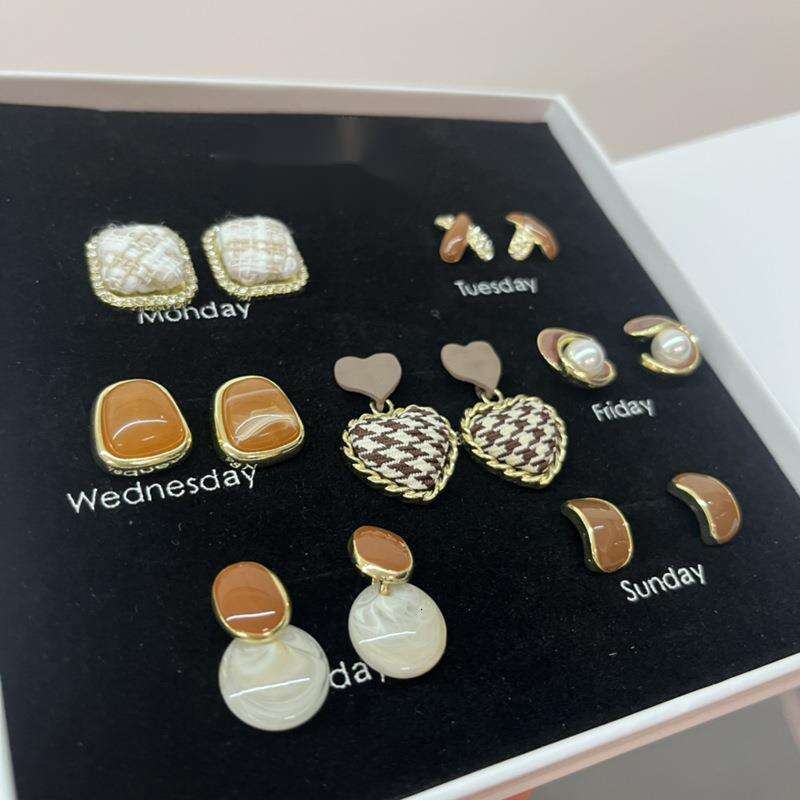 Rich Girl Melad Jewelry Versatile Weekly Fashion Earring Set Birthday Gift