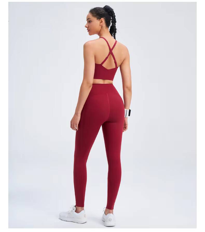 Workout Sets for Women 2 Piece High Waisted Seamless Leggings With Pockets Stretchy Sports Bra Sets Gym Clothes