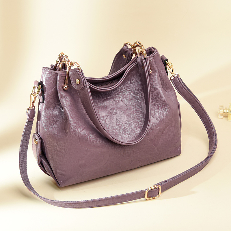 new Free delivery designer bag Luxury Bag Casual shoulder bag for women comfortable soft and fashionable