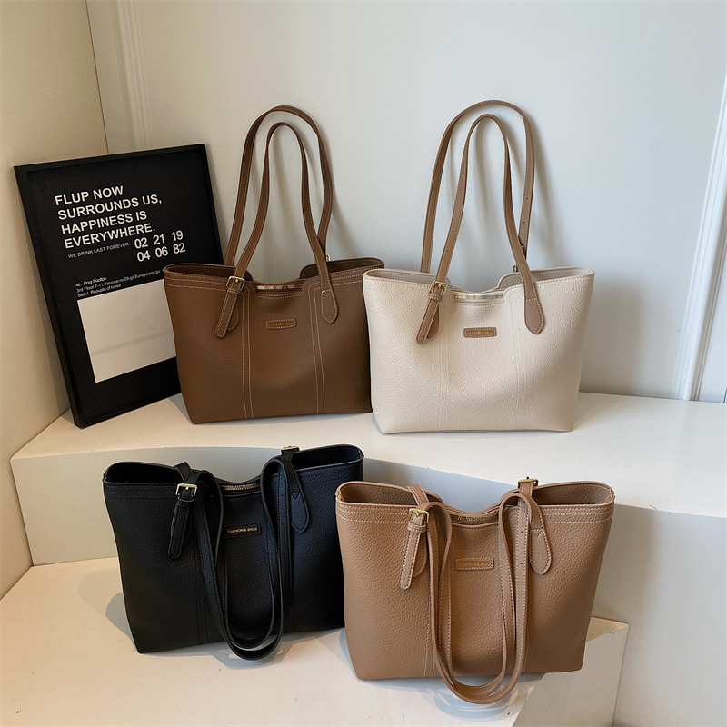 2025 New Casual Elegant Luxury Women's Fashion Shoulder Bag Large Capacity Simple Shopping Commuter Backpack Student Lightweight Crossbody Bag