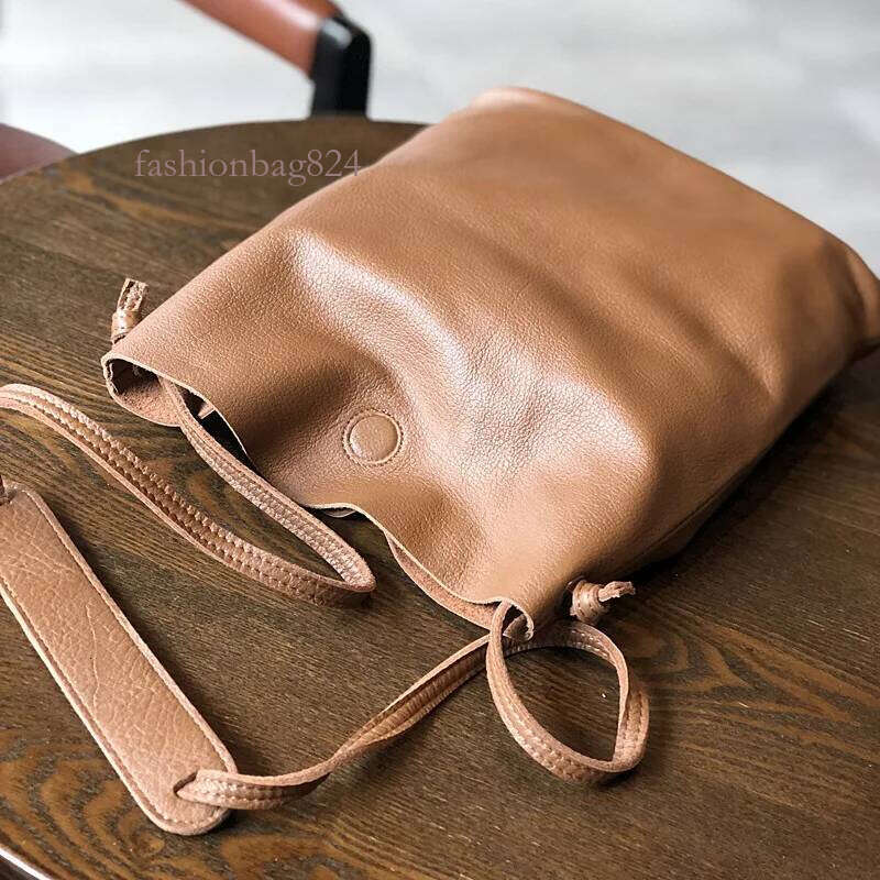 Johnature Simple Nature Soft Cowhide Women Bag 2025 New Genuine Leather Large Capacity Solid Color Shoulder & Crossbody Bags