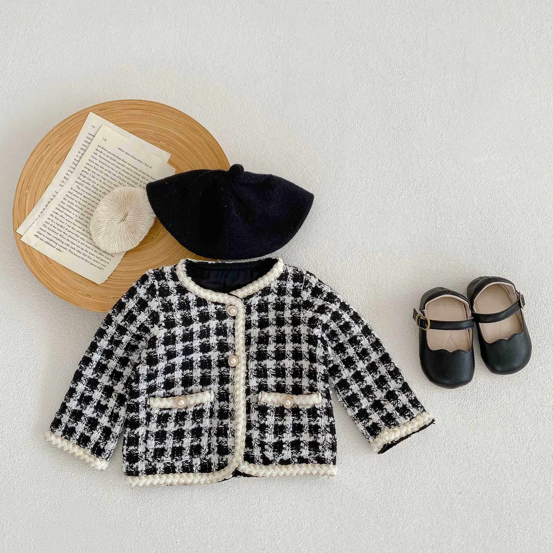 New autumn baby clothes for 24 years old baby girl suit black and white plaid longsleeved coat shorts L250926SPIT