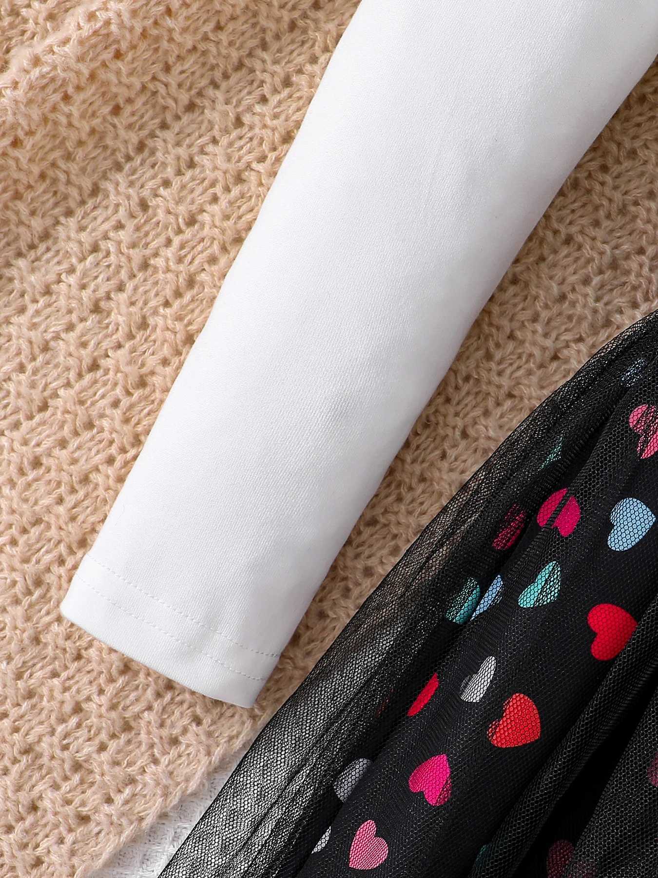 Girls Printed Mesh Pleated Skirt Childrens Clothing Fashionable Patchwork Dress White Cartoon Autumn Set 1 Set L250926D90M