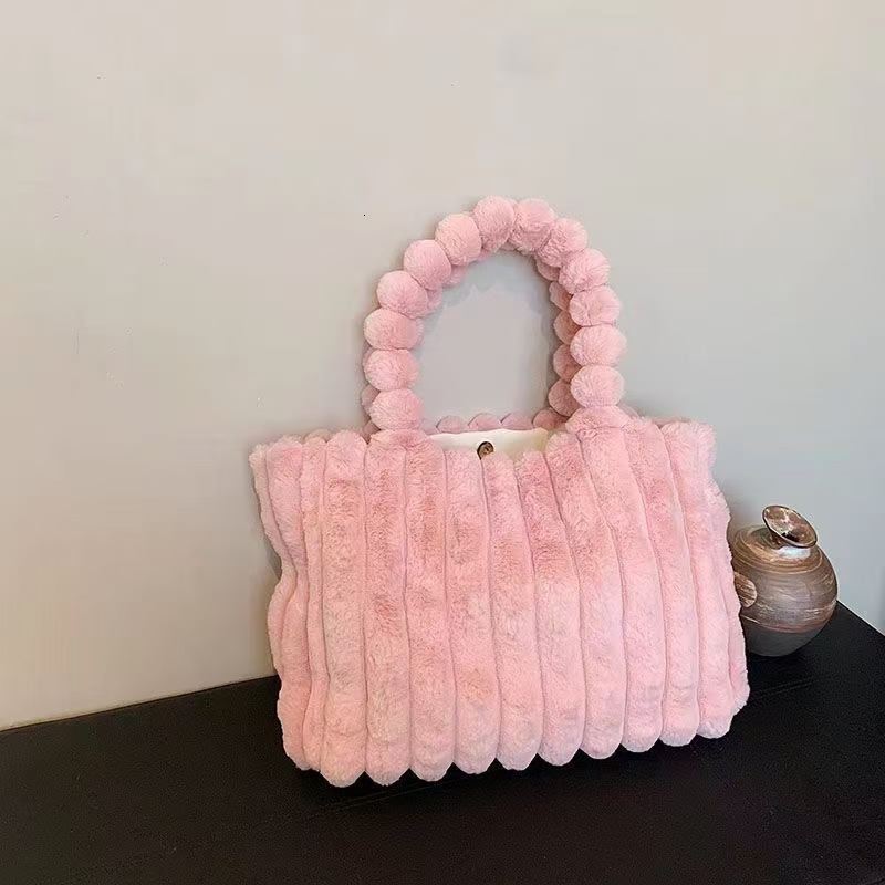 Autumn and Winter New Plush Women s Fashion Inner Bag Handbag Single Shoulder Fashion Women s Handbag Designer Bag Luxury bag Women s Single Shoulder 