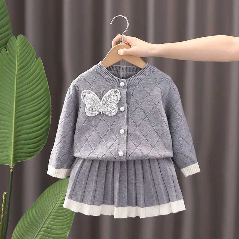 Autumn Children Girl 2PCS Clothes Set Shiny Bow Round Collar Kid Girl Sweater Cardigan Suit Loose Sequin Skirts Outfit Belle Set L250926EX7S