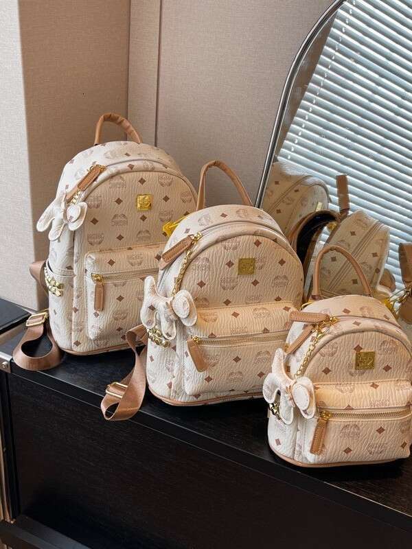 designer bag Luxury bag Genuine Leather M with Label New Model Large Capacity Travel Student Waterproof Backpack for Women and Men