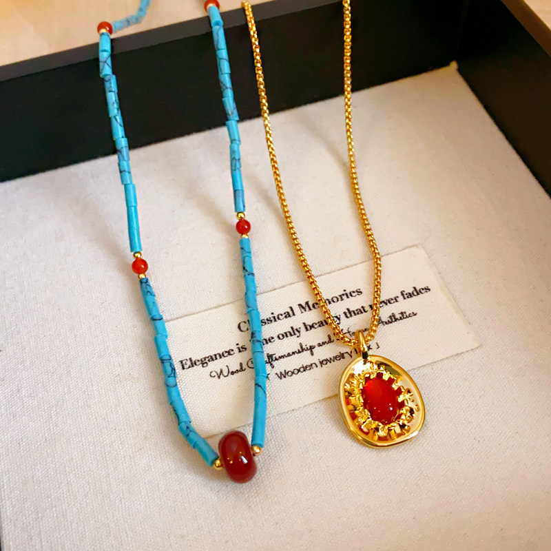 Gold - Toned Chain Necklace With Red Gemstone And Ornate Pendant Delicate Daily & Elegant Jewelry Gift For Her High - Quality And Stylish Accessory