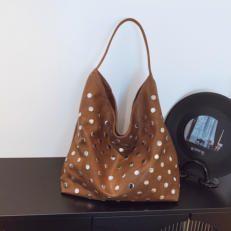 2025 fashion new casual elegant large capacity shoulder bag, simple and high-end shopping commuting crossbody bag, college student lightweight crossbo