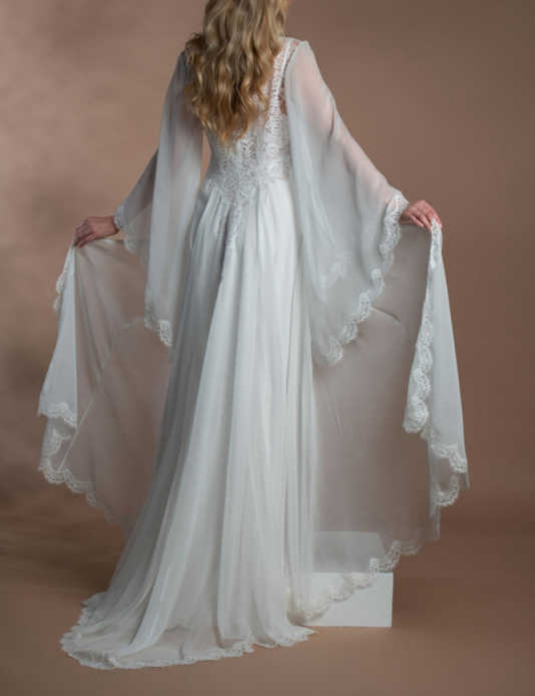 Elegant Women Robe Nightgown Bridal Pajamas V-Neck Long sleeve Appliques Maternity Dressing Shower Gown for Photography Custom Made