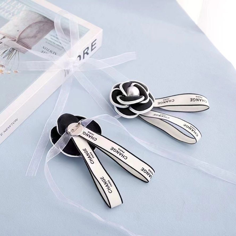 New Curtain Straps Retro Light Luxury High-end Pin, Camellia flower Tie Bedroom French Style Small Fragrant Style Tied Curtain