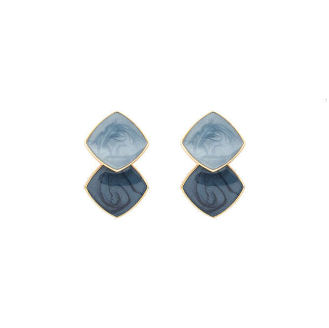 Fashionable and Elegant Simple Geometric Square for Women, Niche Design with a Sense of Sophistication, Versatile Earrings