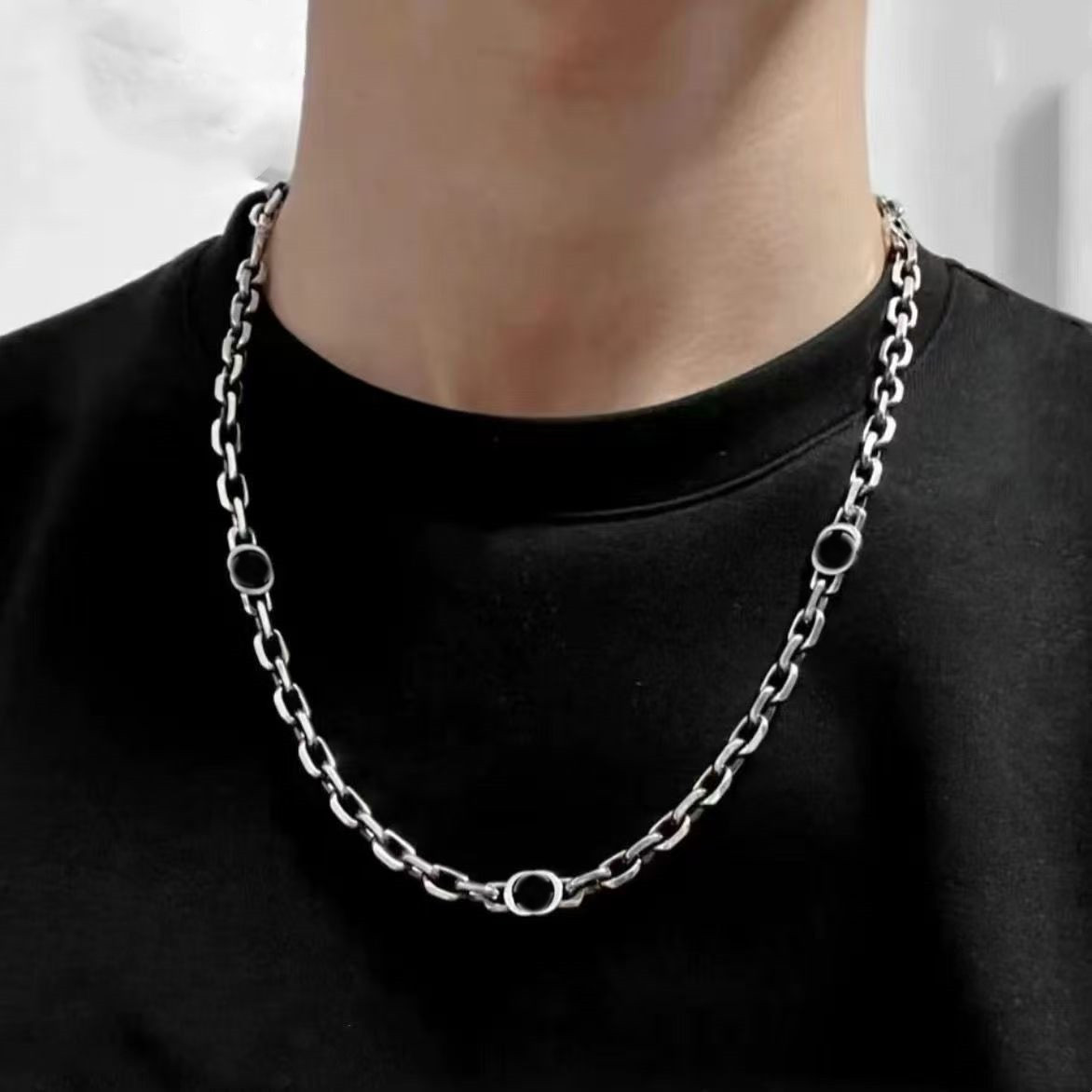 New couple set necklace bracelet fashion jewelry, the preferred fashion accessory for Christmas parties and travel, comes with an original gift box