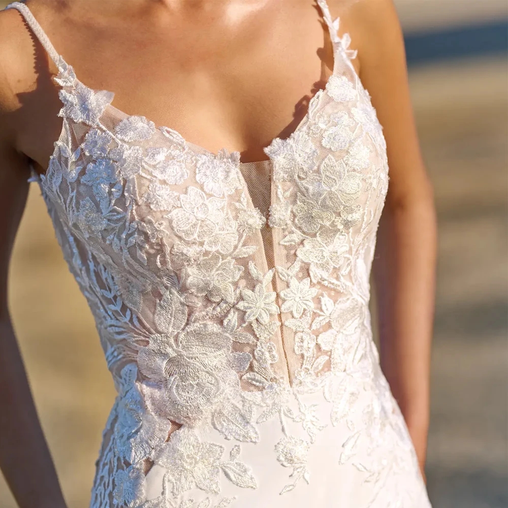 Sexy Mermaid Wedding Dress 2026 Spaghetti Strap V Neck Backless Applique Lace Satin Bridal Bride Gown Boho Beach Vestido de Novia