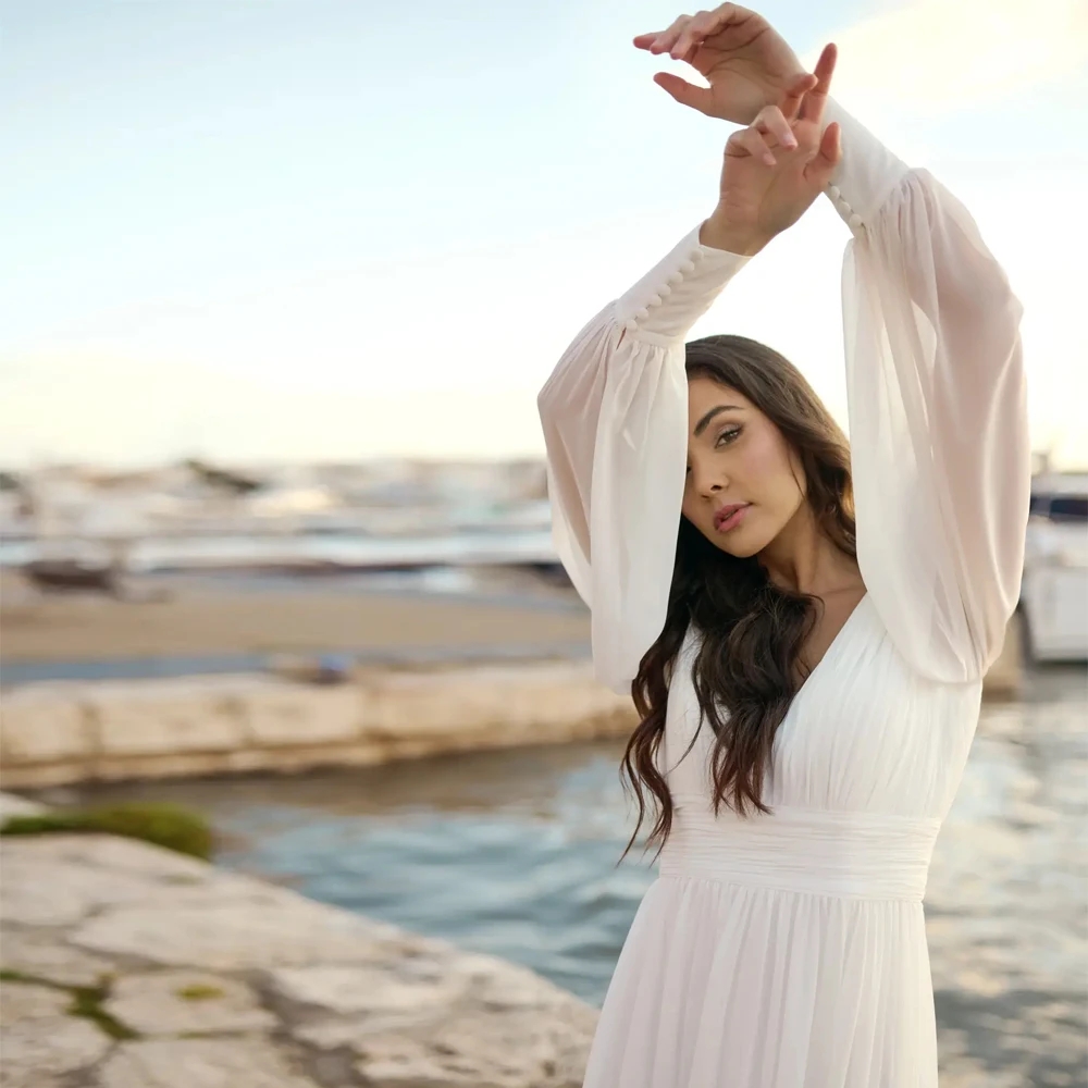 Simple A-line Wedding Dress Deep V Neck Long Puffy Sleeves Pleated Side Slit Chiffon Bride Party Gown beach Bridal Gowns Vestidos De Noiva