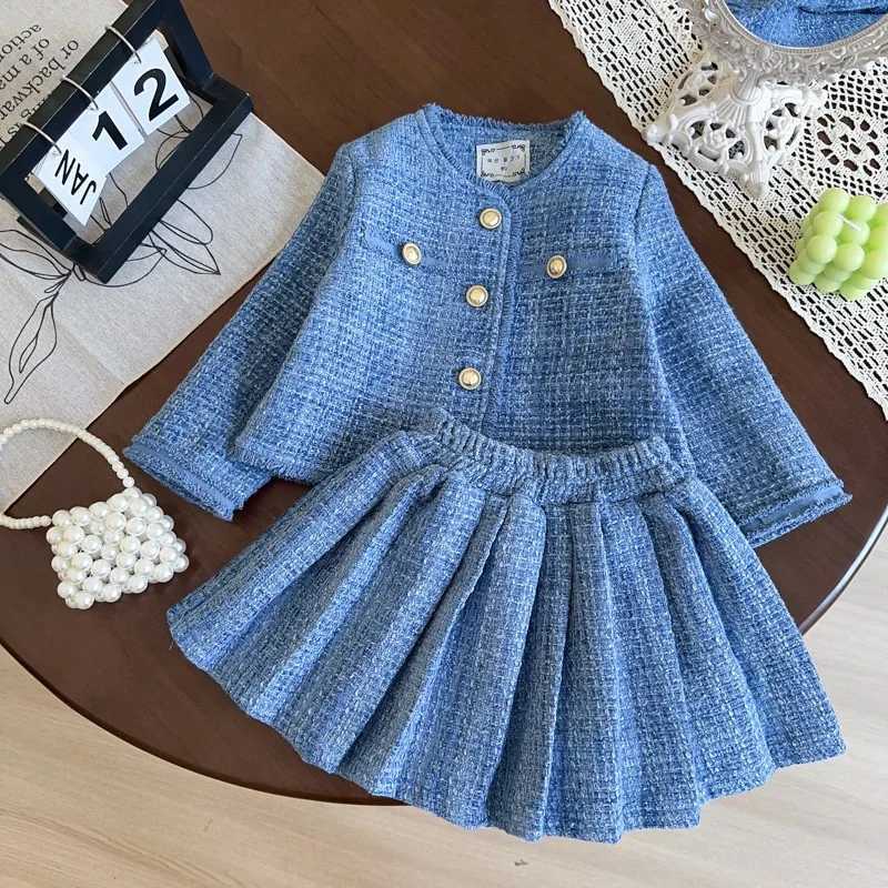 2025 New Autumn 27Yrs Kids Clothes Suit Long Sleeved Cardigan JacketShort Skirt Baby Girls Fashion Clothes Set L250926H0N7