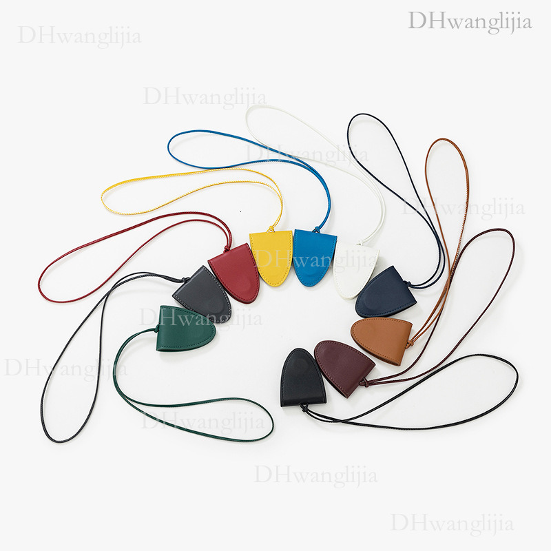 DH Luggage Accessories DH Luggage Accessories New Style Women's Pendant Suitable for Bag Plain Leather Glasses Clip