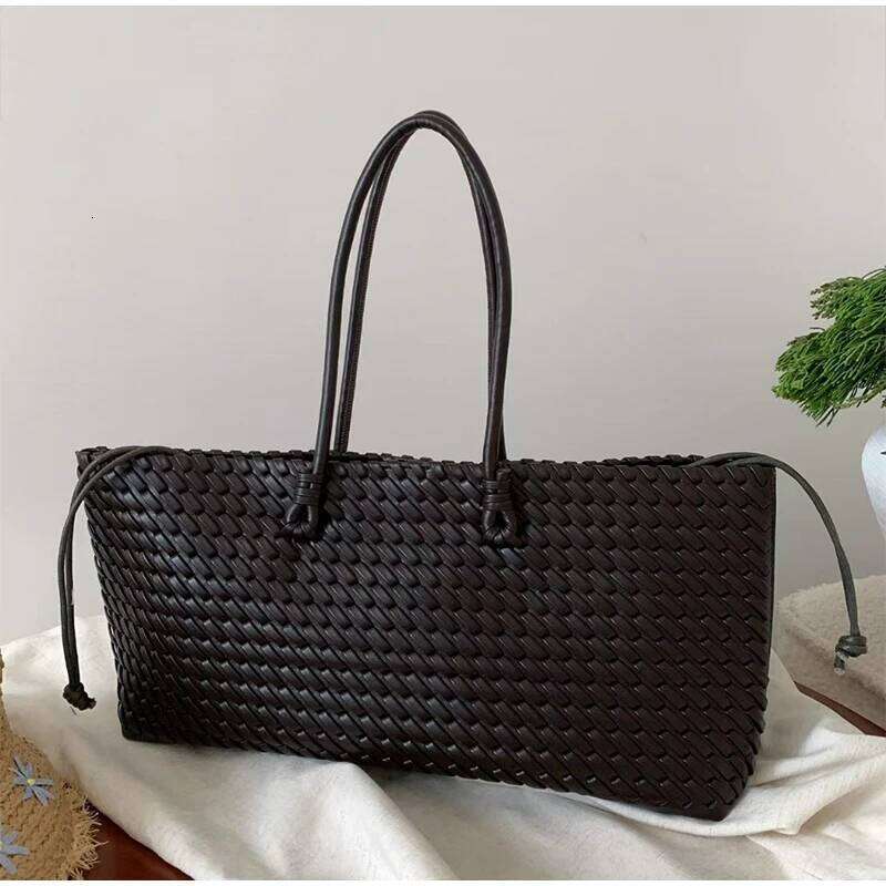 Top Handle Tote Elongated Exquisite Woven Shopping Magnetic Closure Pocket Shoulder Bag Designer Horizontal Purse