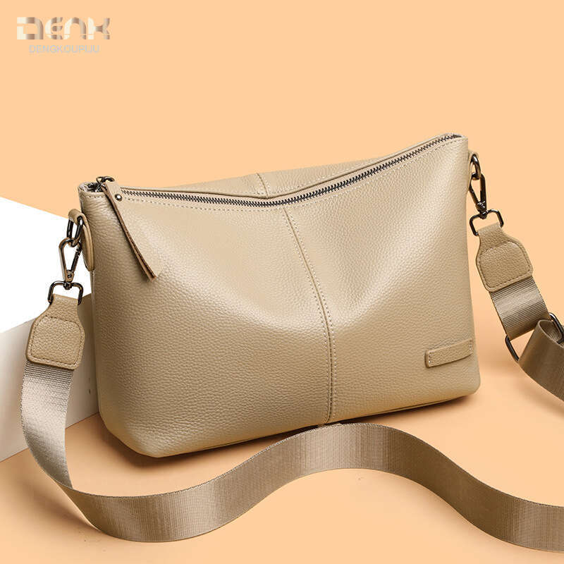designer bag Luxury bag Genuine Leather Women's Capacity High-end Fashion Single Shoulder Crossbody Top Layer Cowhide Large Bag