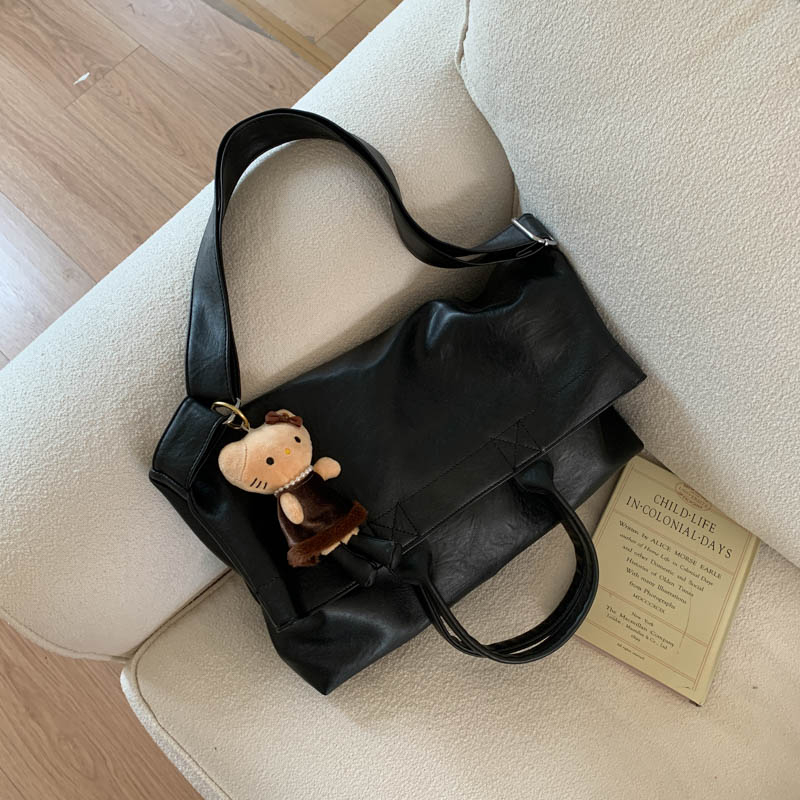 Fashionable new casual elegant large capacity shoulder bag, simple and high-end shopping commuting women's crossbody bag, college student lightwe