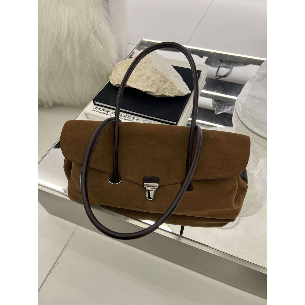 designer bag Luxury bag New Matte Cowhide Leather Shoulder Large Capacity Baguette Bag Women's Fashion Lock Handbag