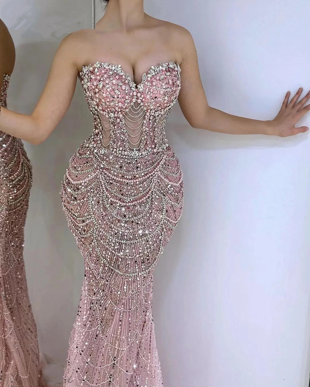 Exquisite Strapless Evening Dresses Pearls Crystal Prom Gowns Beading Sleevesless Princess Customized Vestidos De Noche Plus Size