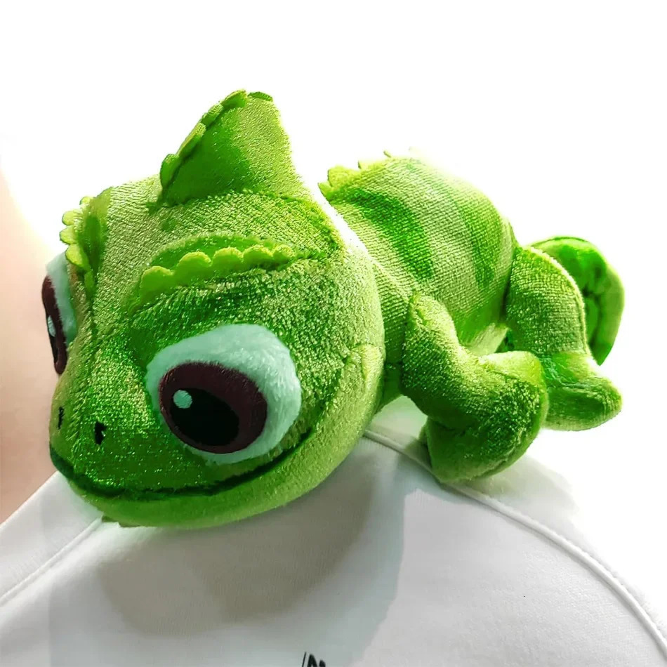 17cm Pascal Rapunzel Chameleon Lying Shoulder Plushie Toy Stuffed Doll Plush Toys Kawaii Pascal Decor Boys Girls Birthday Gifts 250922