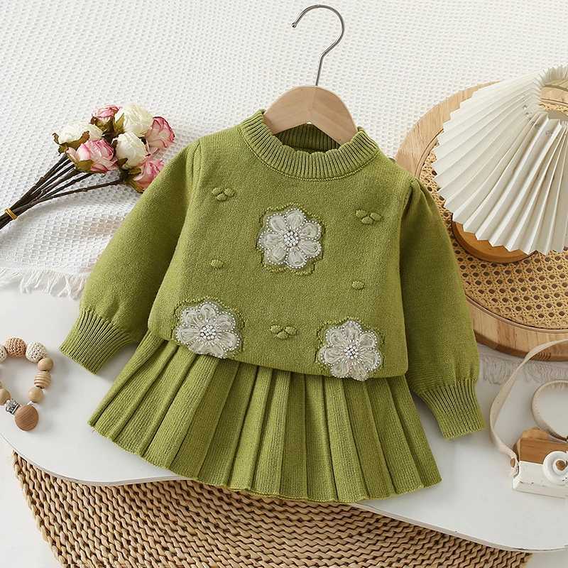 Christmas Suit Knitted Flower Long sleeved Baby Girl Round neck Clothes Sweet knitted sweaterPleated Skirt Baby New Year Set L250926NQH6