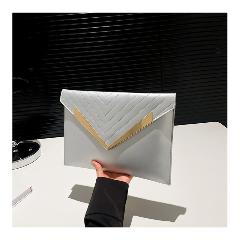 Designer sequined women's handbag 2025 new fashionable and elegant envelope bag