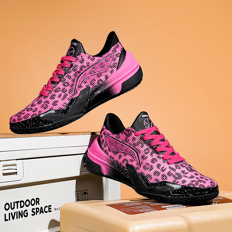 Lynx 5th Generation Basketball Shoes