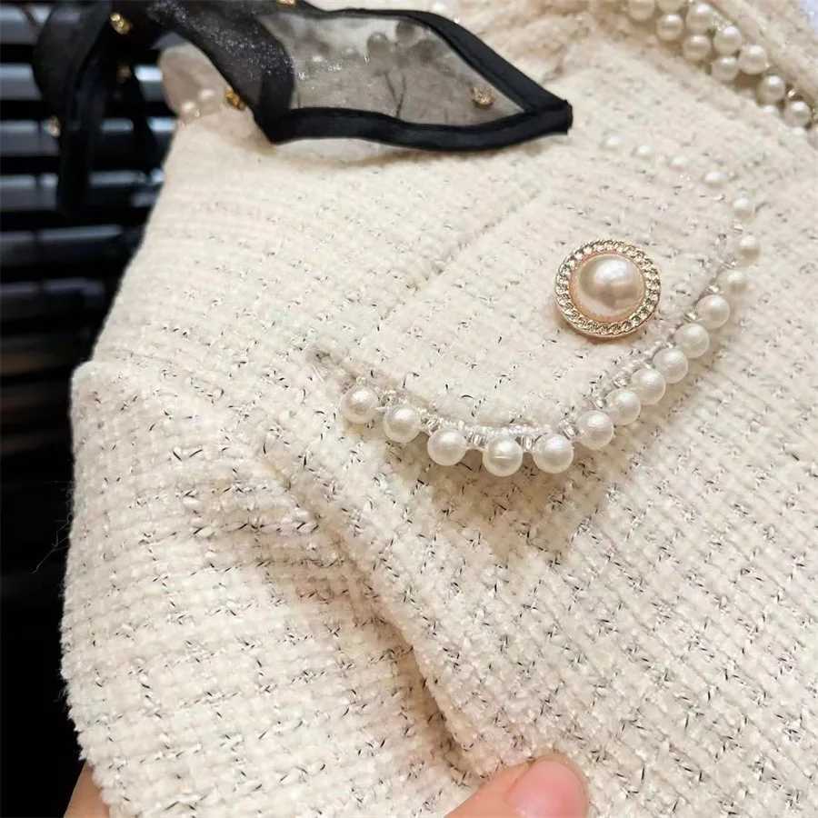 Girls Suit Spring and Autumn Korean Fashion Solid Color Pearl Button Childrens Coat Skirt Two Piece Set L250926Q8UY