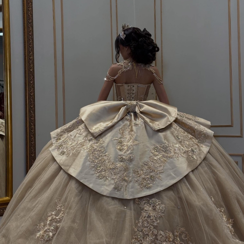 Champagne Shiny Quinceanera Dresses Off The Shoulder Applique Lace Beading Crystal Bow Corset Tull Party Birthday Sweet 16 Dress Vestidos 15 Anos