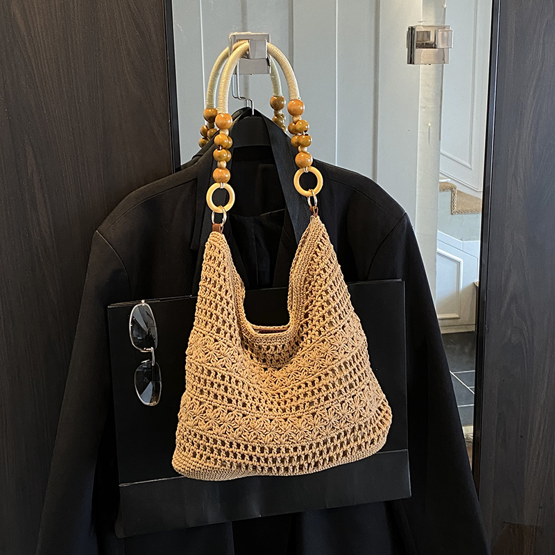 New elegant and casual women's large capacity shoulder bag, simple and fashionable shopping and commuting women's crossbody bag, student lig