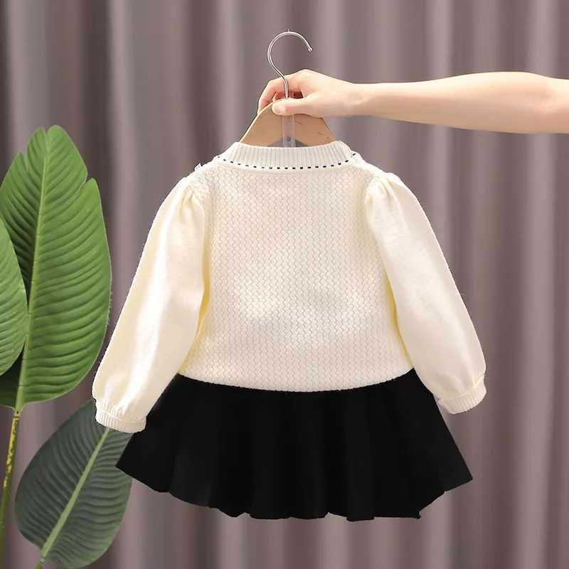 2025 Autumn Infant Baby Girl 2PCS Clothes Set Cotton Knitted Round Colar Sweaterskirt Outfit Solid Kid Girl Pleated Skirt Suits L250926E3V0