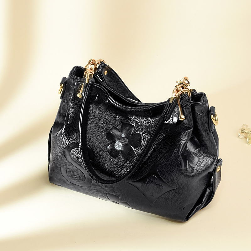 new Free delivery designer bag Luxury Bag Casual shoulder bag for women comfortable soft and fashionable