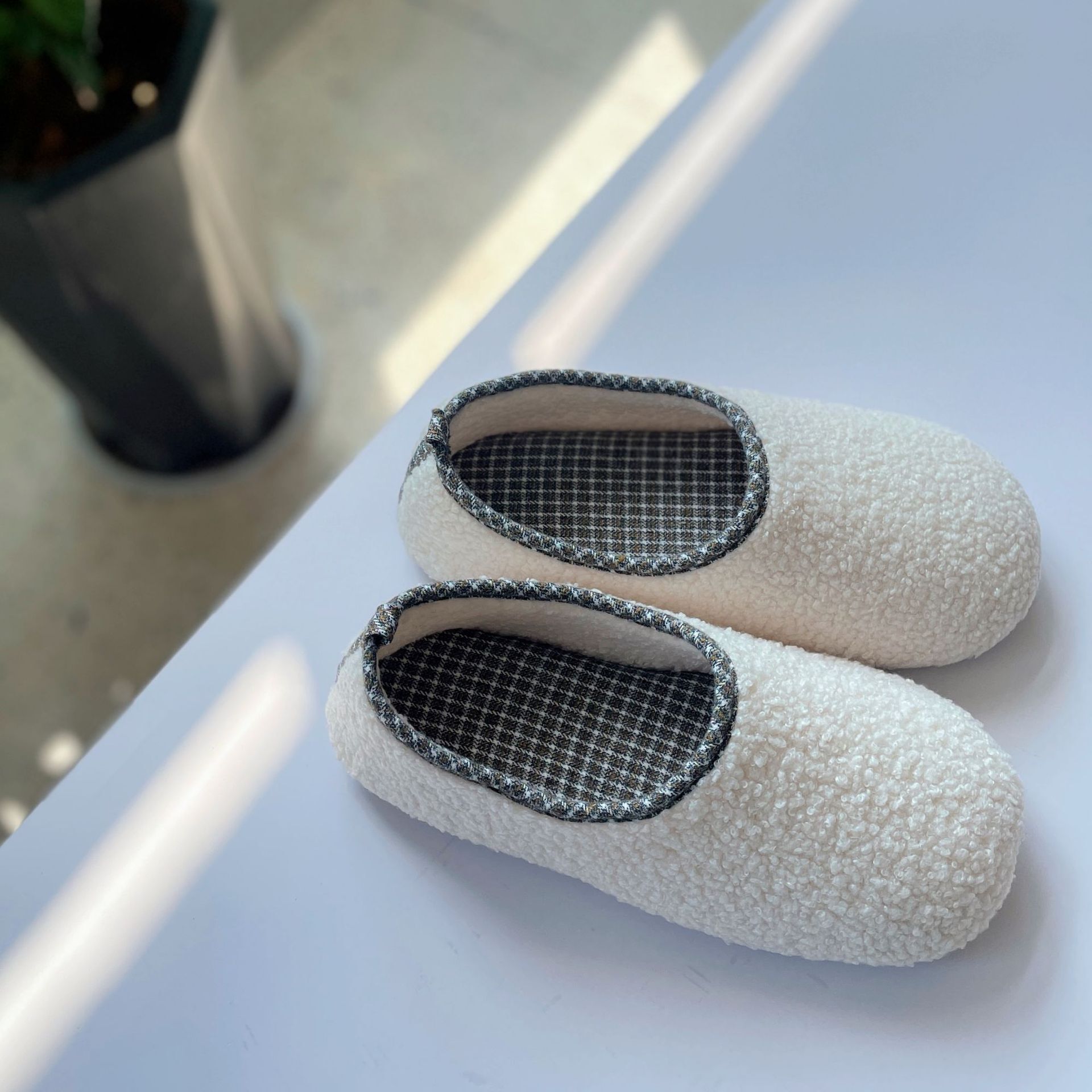 Teddy Velvet Soft Cowhide Non-Slip Sole Closed Heel Silent Autumn Winter Cotton Shoes for Pregnant Women and Postpartum ddmymarket