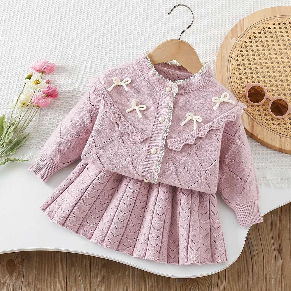 Girls Sweater Set 2025 Autumn and Winter New Korean Baby Girls Suit Lace Collar Knitted TopSkirt Sweet Twopiece Suit L250926AJOH