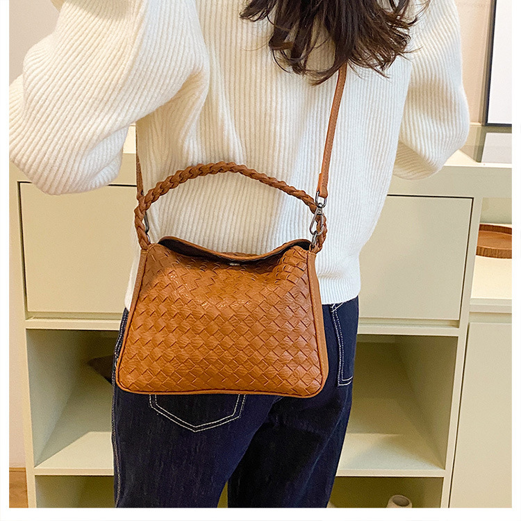 Knitted texture fashion new women's handbag Bag autumn retro trend style shoulder bag niche design light luxury designer bag