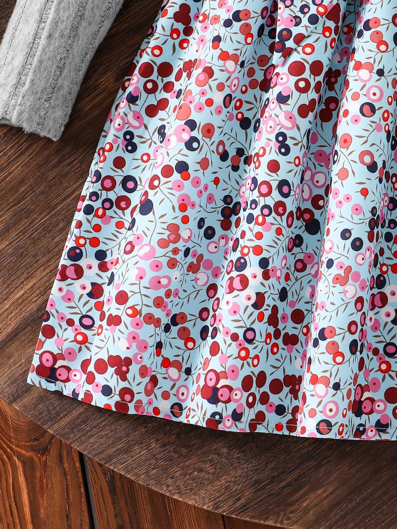 Spring Autumn Girl Casual AllMatch Knitted Round Neck Long Sleeve Floral Dress Girls Daily Casual Skirt L250926GE7A