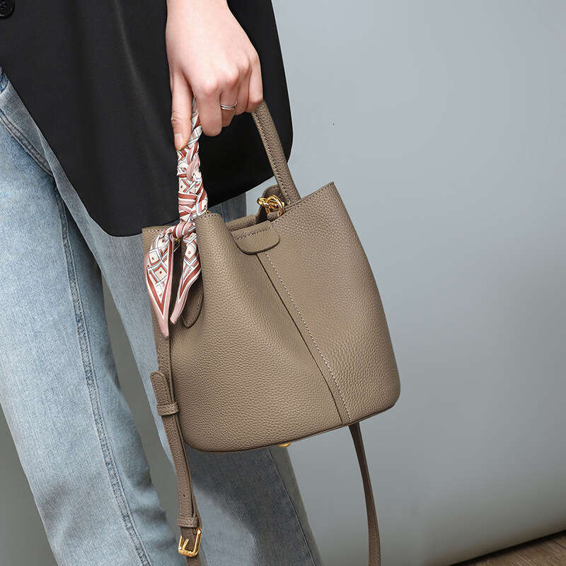 designer bag Luxury bag Women's Versatile Handbag Small Tote Trending New High-End Genuine Leather Crossbody Commuter Bucket Bag Fashionable