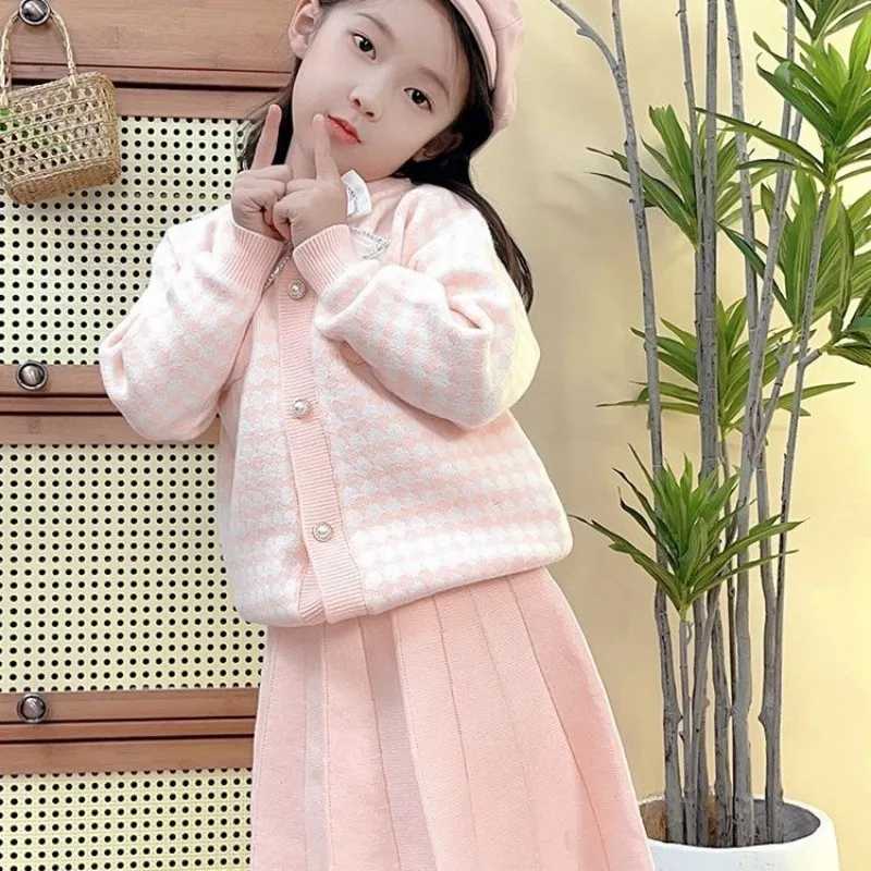 Baby girl spring and autumn set fashionable childrens sweater knitted round neck jacketshort skirt 2PCS L2509261CAA